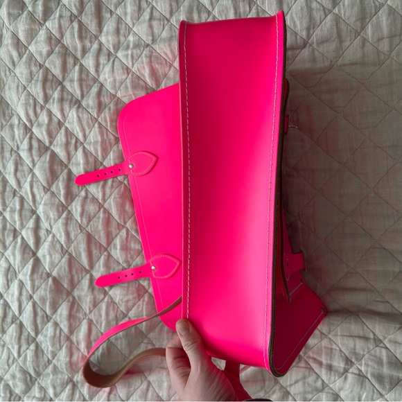 The Cambridge satchel company electric pink messenger bag purse - Picture 8 of 13